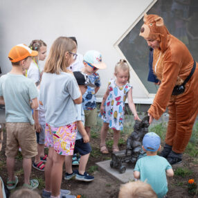Więcej o: Misiaki Ursusiaki. Tłumy na promocji książeczki „Misiaki Ursusiaki”